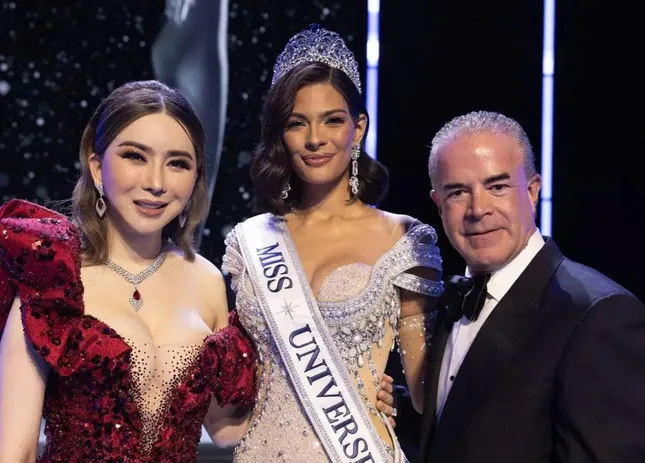 "Dì" Anne không còn là CEO của Miss Universe, liệu ông Nawat có lên thay? ảnh 2