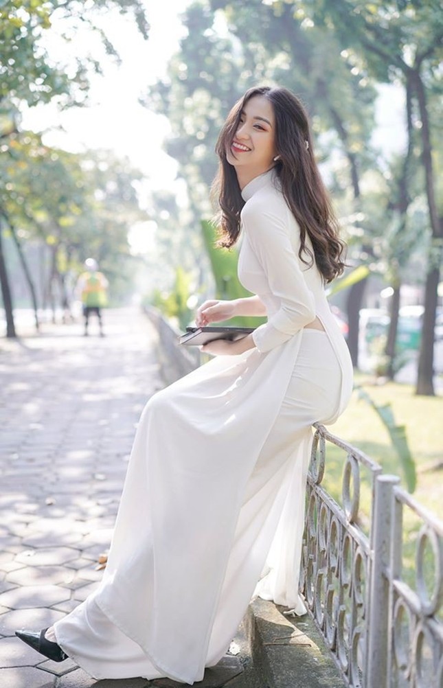 Diễn viên Anh Thư “Tình yêu và tham vọng” đăng ký dự thi Hoa hậu Việt Nam 2020 ảnh 8