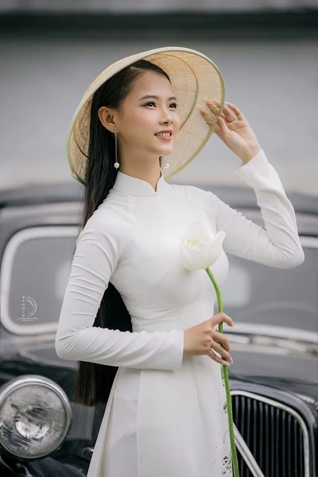 Bạn nghĩ giờ làm gì còn cô gái nào để tóc dài 1m, thí sinh Hoa hậu Việt Nam có đấy! ảnh 5