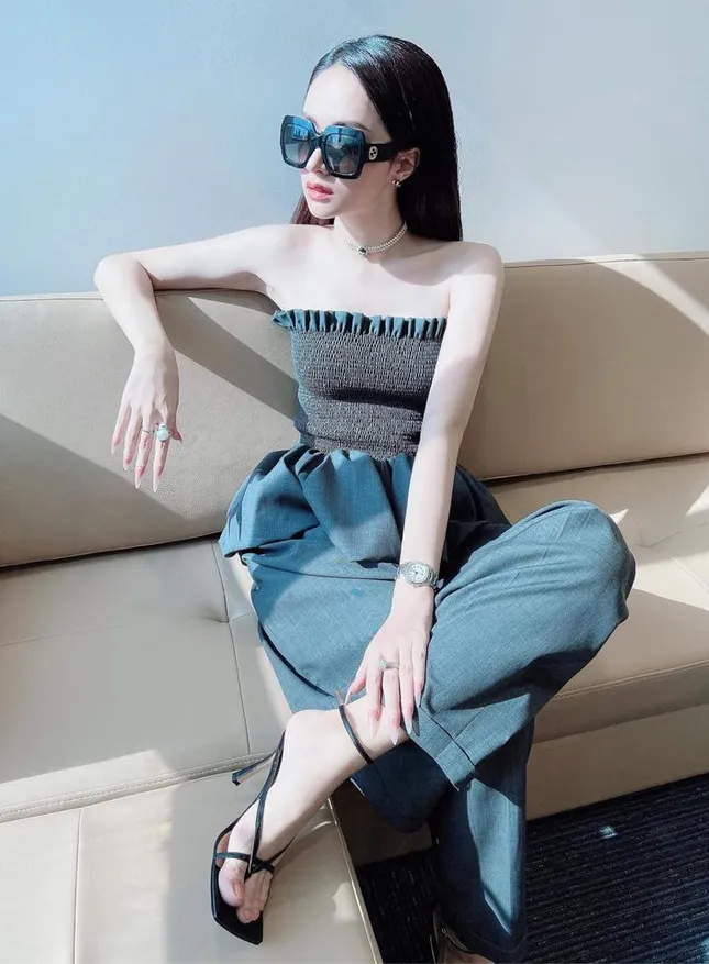 3 mẫu áo khiến nhiều sao Việt “u mê”, diện suốt 3 tháng Hè vẫn không thấy chán! ảnh 3