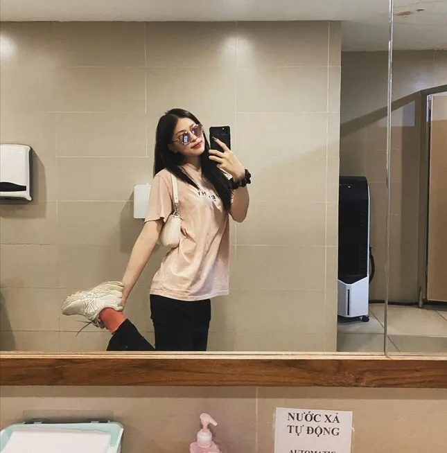 Hội mặc đẹp showbiz Việt gợi ý cho bạn cách “mix&match” trang phục để nhận “bão like“ ảnh 2