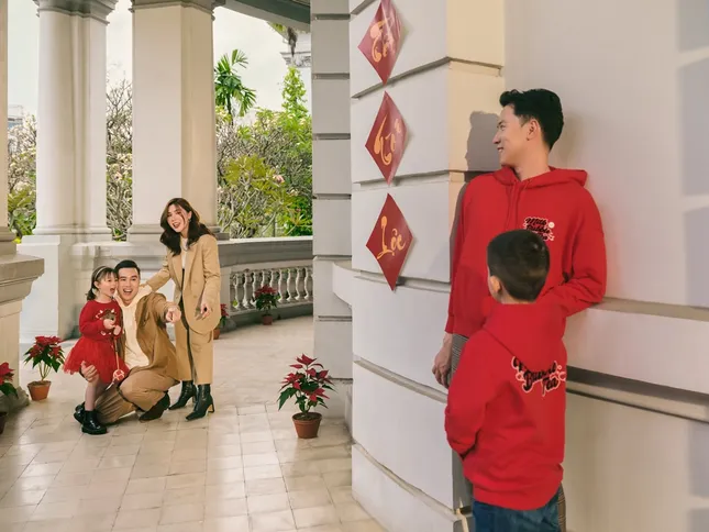 Những gương mặt nổi bật & truyền cảm hứng cho giới trẻ Việt xuất hiện trong BST thời trang ảnh 2