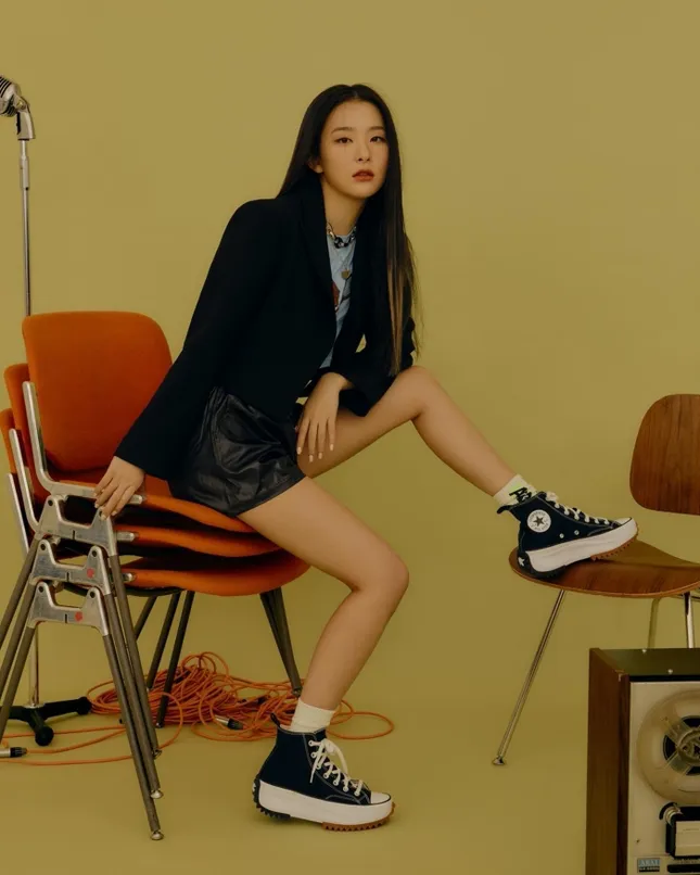 Seulgi (Red Velvet) siêu ngầu trong loạt ảnh quảng cáo cho mẫu giày mới của Converse All Star ảnh 2