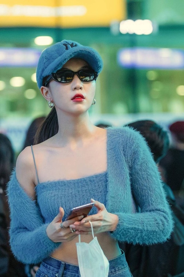 Kiểu áo này có gì đặc biệt mà Á hậu Phương Anh, Ngọc Trinh, Chi Pu đều thích mê? ảnh 5