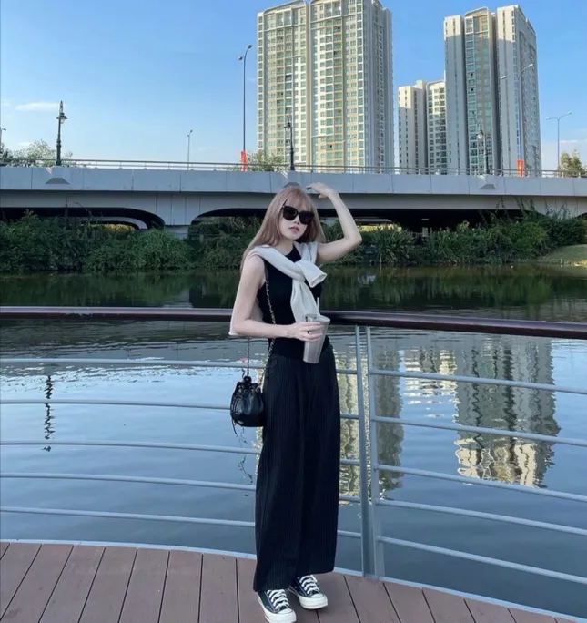 Thiều Bảo Trâm, Châu Bùi cùng dàn mỹ nhân Việt xuống phố với style giao mùa cực chất ảnh 3