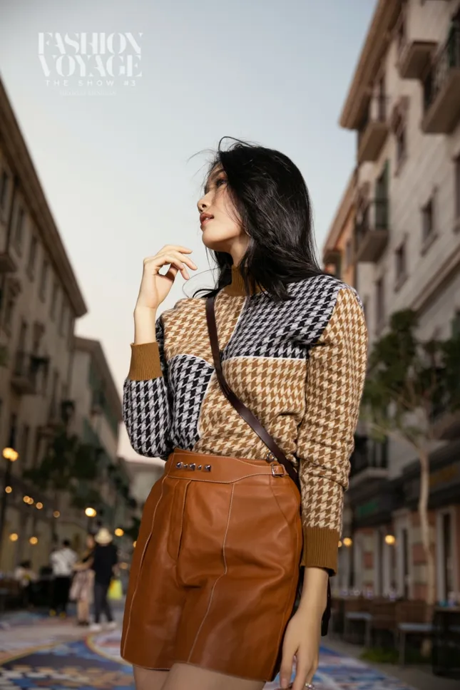 Ngắm màn đọ sắc giữa Á hậu Kiều Loan và Phương Anh tại sự kiện thời trang “Fashion Voyage“ ảnh 5