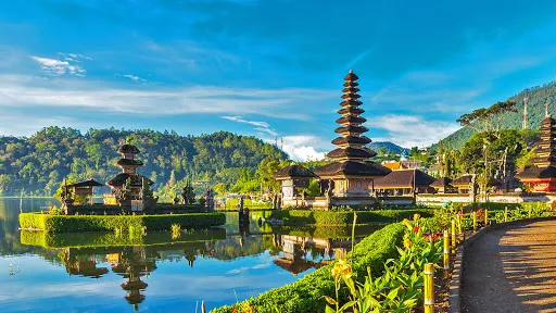 Các tín đồ ưa xê dịch phải lỡ hẹn với “hòn đảo thiên đường” Bali đến hết năm 2020 ảnh 1