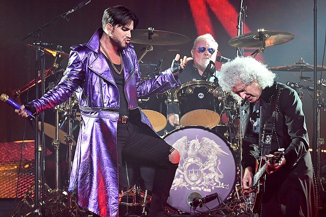 Ra-đa âm nhạc tháng 5 gọi tên Machine Gun Kelly, Hailee Steinfeld và Queen x Adam Lambert ảnh 7