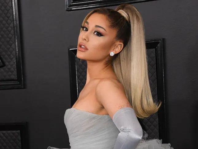 Nữ hoàng BXH Billboard 2 tháng cuối năm sẽ gọi tên “Positions” của Ariana Grande? ảnh 1