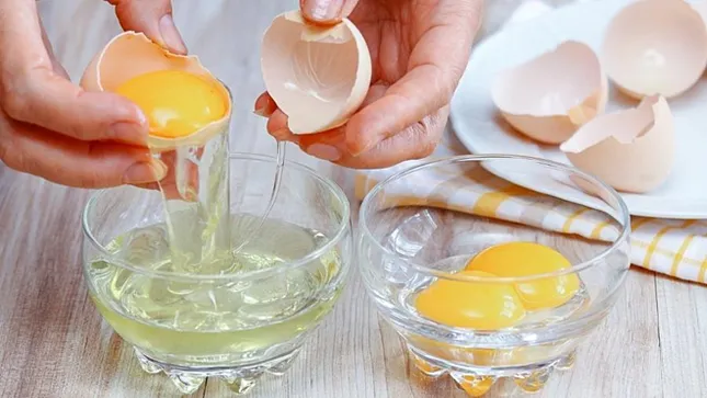Rạn da tuổi dậy thì: Rắc rối ngoại hình khó nói thành lời của con gái ảnh 3