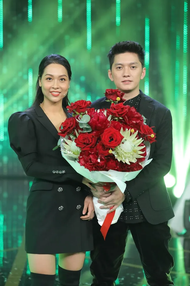 Nam chính màu xanh của “Người Ấy Là Ai” tập 10 lên tiếng khi bị tố “từng có bạn trai“ ảnh 1