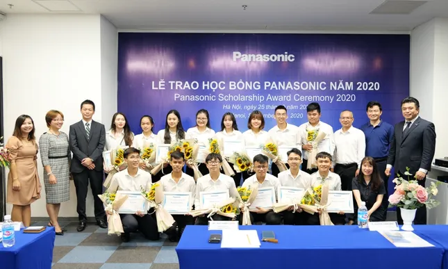 15 bạn sinh viên xuất sắc trên toàn quốc nhận học bổng trị giá 30 triệu đồng/ suất ảnh 2
