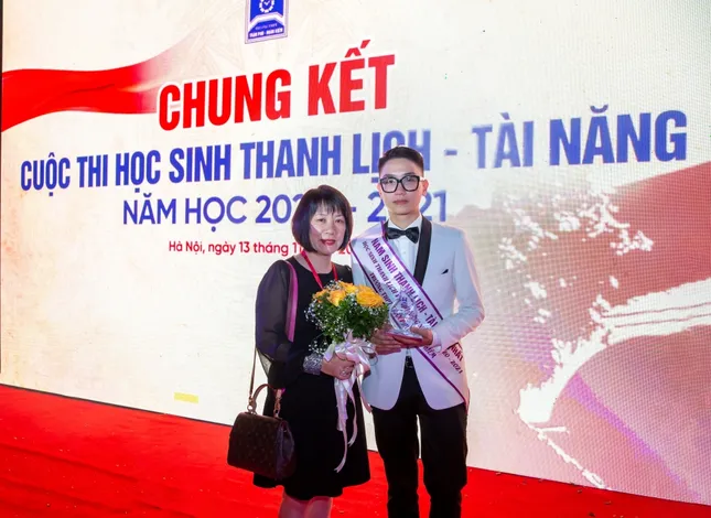 Cậu bạn điển trai Việt Hoàng đạt giải Nhất “Nam sinh Thanh lịch” THPT Trần Phú - Hoàn Kiếm ảnh 4