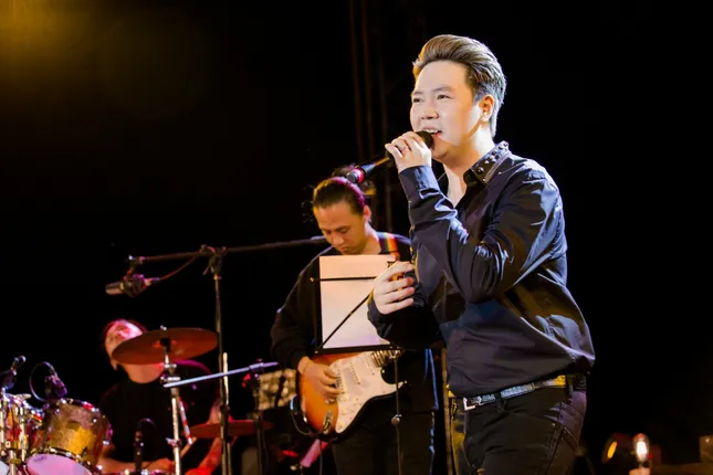 Wow Sunset Show: Bữa tiệc âm nhạc để “chill” dành cho những người yêu vẻ đẹp lúc hoàng hôn ảnh 4