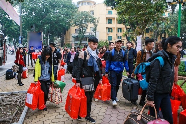 Loạt trường ĐH tại TP.HCM thông báo lịch nghỉ Tết Tân Sửu: Trường bạn có lịch nghỉ chưa? ảnh 1
