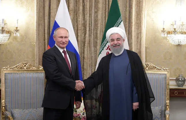 Thế giới tuần qua: Tổng thống Nga thăm Iran, Tổng thống Mỹ thăm châu Á ảnh 6