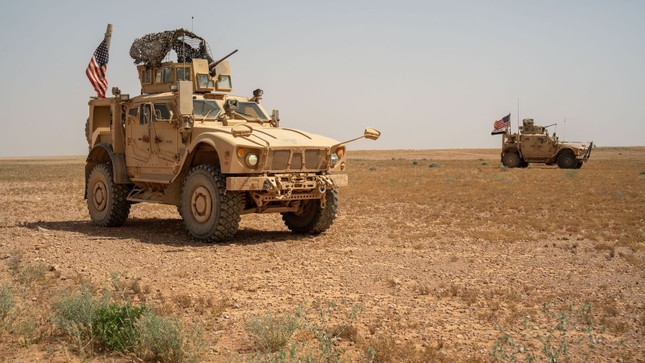 Mỹ sẽ cắt giảm hơn một nửa lực lượng đồn trú ở Syria ảnh 1