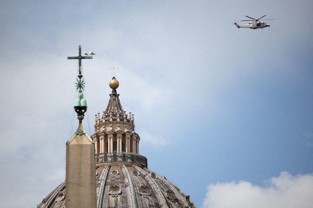 An ninh siết chặt tại Rome trước tang lễ Giáo hoàng Francis ảnh 1