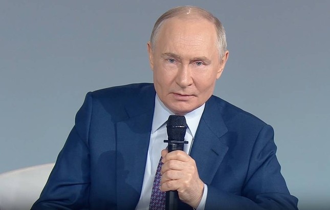 Tổng thống Putin lần đầu tiết lộ có công dân Pháp chiến đấu cùng lực lượng Nga ảnh 1