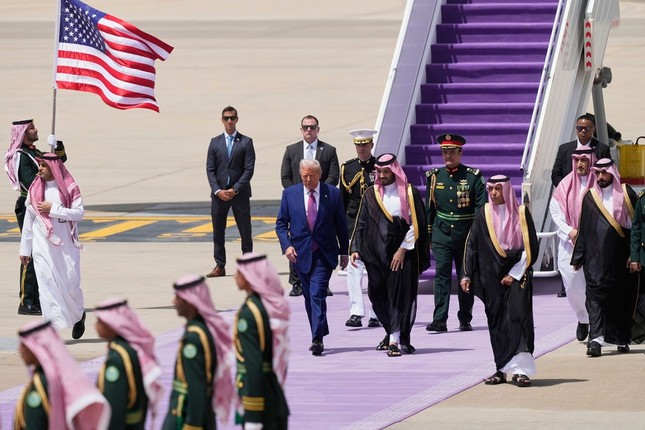 Các nước Vùng Vịnh muốn gì từ Tổng thống Mỹ Trump? ảnh 1
