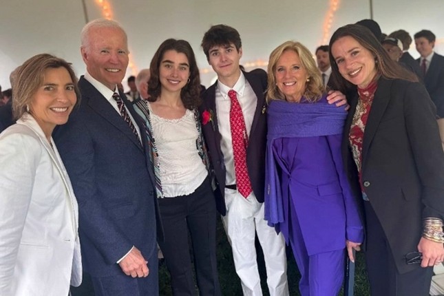 Cựu Tổng thống Mỹ Joe Biden lần đầu xuất hiện công khai sau khi mắc ung thư ảnh 1
