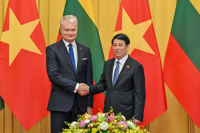 Chủ tịch nước Lương Cường chủ trì Lễ đón Tổng thống Litva thăm chính thức Việt Nam ảnh 12