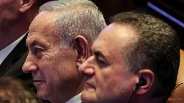 Quân đội Israel phát cảnh báo sơ tán dân Iran trước khi ra đòn &apos;lột da rắn&apos; ảnh 1