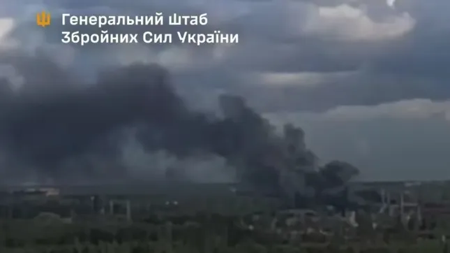 Ukraine giáng đòn mạnh vào căn cứ không quân Nga ở Crimea? ảnh 3