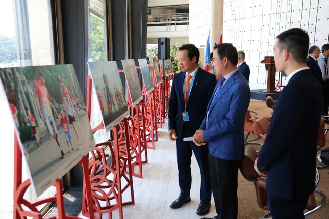 Triển lãm ảnh tại Thụy Sĩ: Việt Nam lan tỏa thông điệp về nhân quyền và hội nhập quốc tế ảnh 4