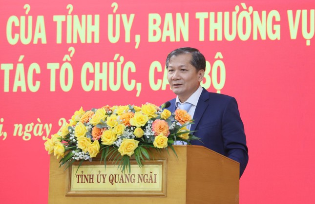 Công bố quyết định sáp nhập Đài PT&amp;TT vào Báo Quảng Ngãi ảnh 2