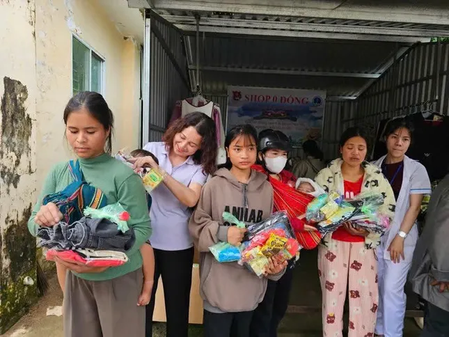 Gian hàng 0 đồng của các bác sĩ trẻ vùng cao Quảng Ngãi ảnh 1