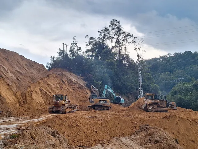 Quảng Ngãi sẵn sàng thực hiện đường sắt tốc độ cao và sân bay ảnh 4