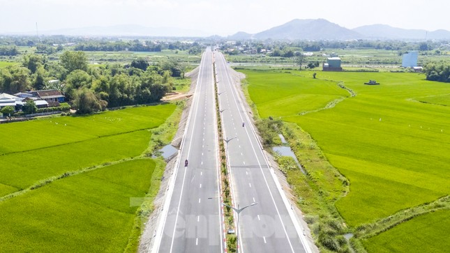 Đồng loạt khánh thành, khởi công, thông xe nhiều dự án trọng điểm ảnh 22