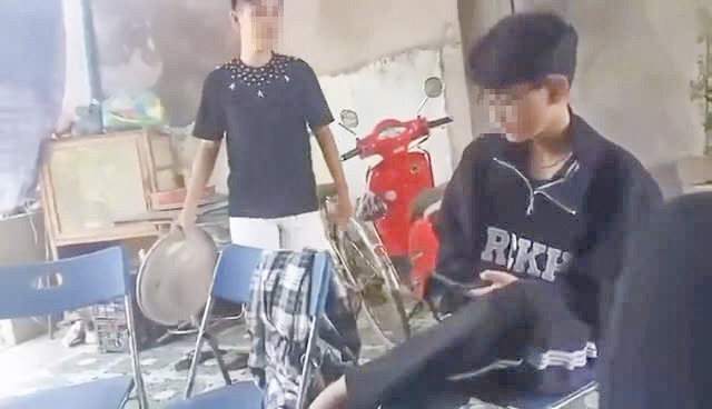 Công an, nhà trường vào cuộc vụ học sinh lớp 8 bị đánh tới tấp trong quán nước ảnh 1