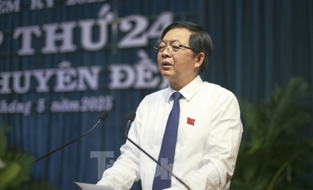 Bí thư Bình Định: &apos;Cán bộ lãnh đạo không đủ năng lực, điều kiện để đáp ứng công việc thì tự đào thải&apos; ảnh 2