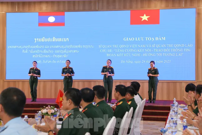 Sĩ quan trẻ Việt Nam - Lào hiến kế hiện đại hóa quân đội ảnh 1