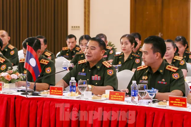 Sĩ quan trẻ Việt Nam - Lào hiến kế hiện đại hóa quân đội ảnh 2