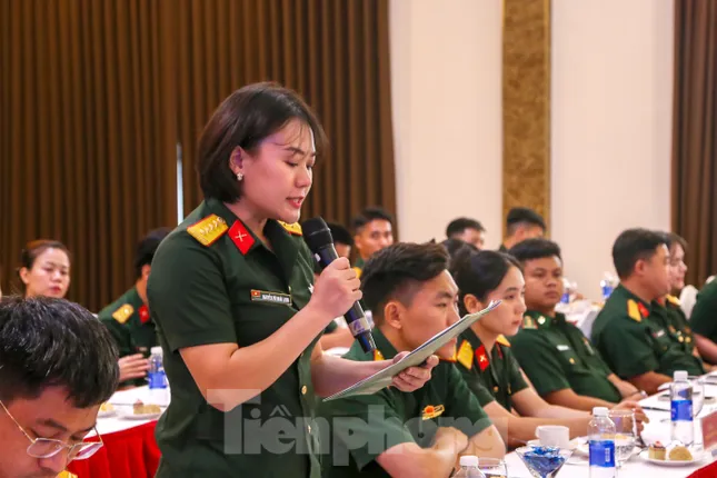 Sĩ quan trẻ Việt Nam - Lào hiến kế hiện đại hóa quân đội ảnh 4
