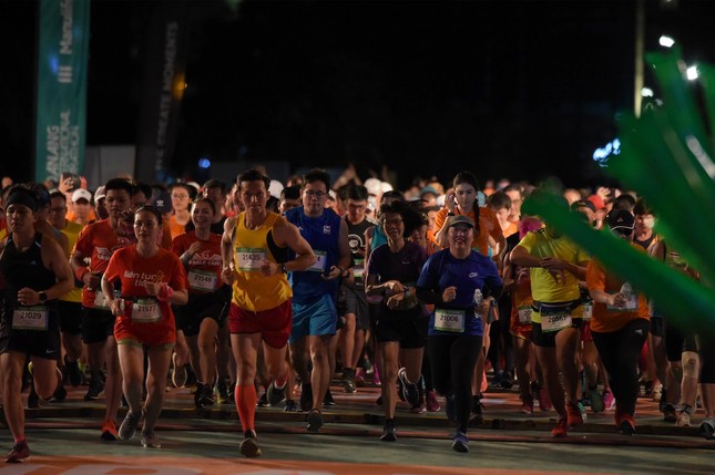 VĐV Việt Nam vô địch giải marathon Quốc tế Đà Nẵng 2019 ảnh 1