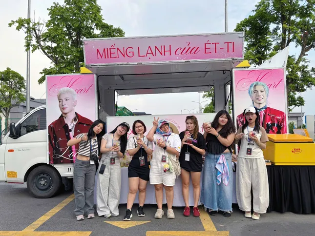 Concert ATVNCG D-5, D-6: Các FC rộn ràng tung project tiếp ứng, đồng hành cùng chặng cuối ảnh 10