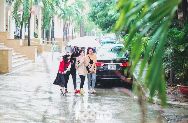 Đi học chưa đầy một tháng, teen Đà Nẵng lại “ngừng đến trường” vì mưa lũ ảnh 3