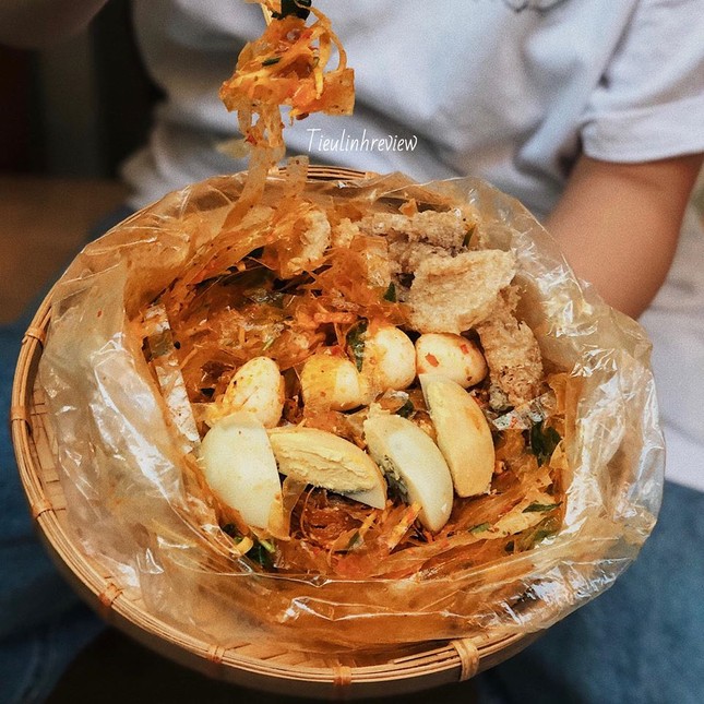 Hẹn hò Sài Gòn: Phá lấu và Bánh tráng - bộ đôi hoàn hảo cho bữa xế ngày mưa ảnh 4