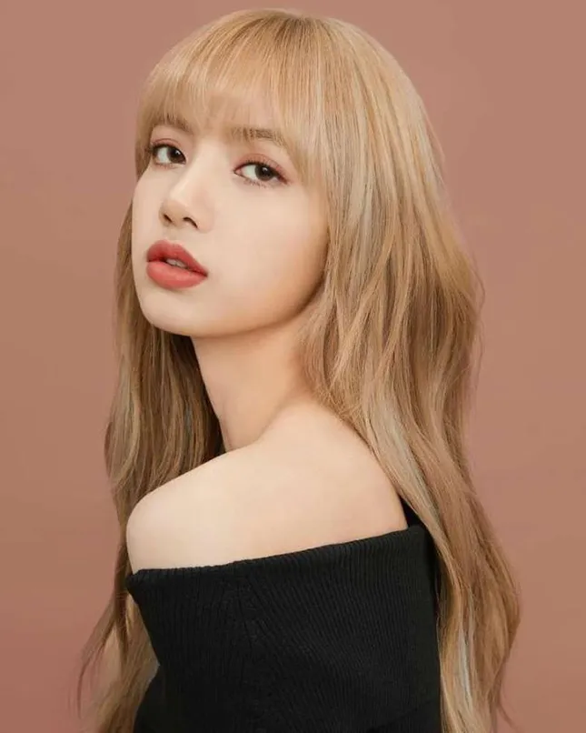 Cư dân mạng choáng váng trước tin Lisa (BLACKPINK) bị quản lí cũ lừa đảo gần 19 tỷ đồng ảnh 2