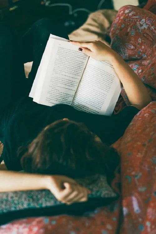 Cuộc thi viết Trà sữa cho tâm hồn: Hãy rực rỡ, đừng ngồi yên khi mùa Hè đến! ảnh 1