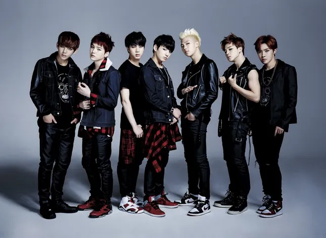 Trong thế giới fangirl: Không phải đỏ cam vàng lục lam chàm tím, cầu vồng với tớ là BTS ảnh 1