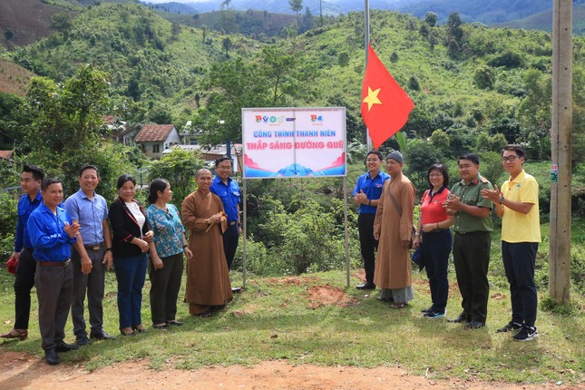 'Chiến binh xanh' thắp sáng đường biên ảnh 4