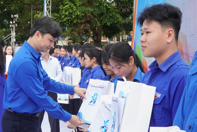 Khởi công nhà cho cựu thanh niên xung phong ảnh 6