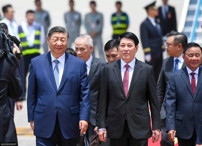 Chủ tịch nước Lương Cường ra sân bay đón Tổng Bí thư, Chủ tịch Trung Quốc Tập Cận Bình ảnh 35