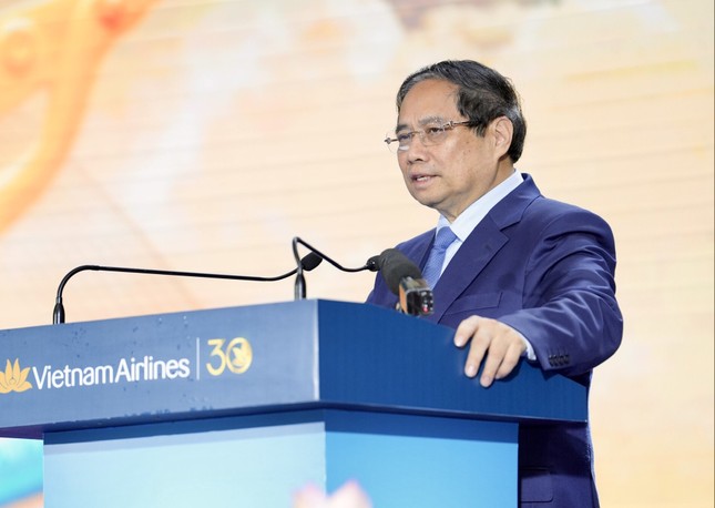 Thủ tướng: Vietnam Airlines góp phần nâng vị thế quốc gia trên trường quốc tế ảnh 2
