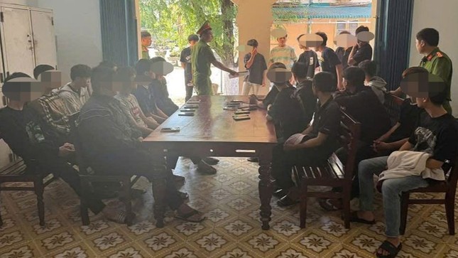 Khởi tố hàng chục đối tượng tham gia hỗn chiến ở Quảng Ngãi ảnh 1